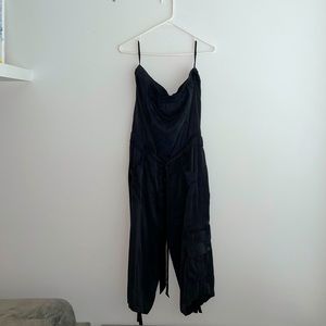 Bebe black jumper size medium